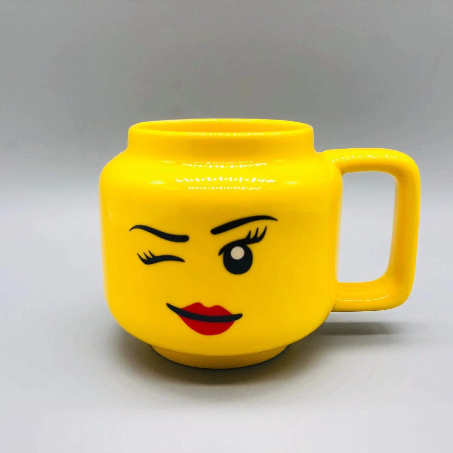 Cartoon ceramic mug with smile design - eco-friendly 250ml - GOODSPHORIA