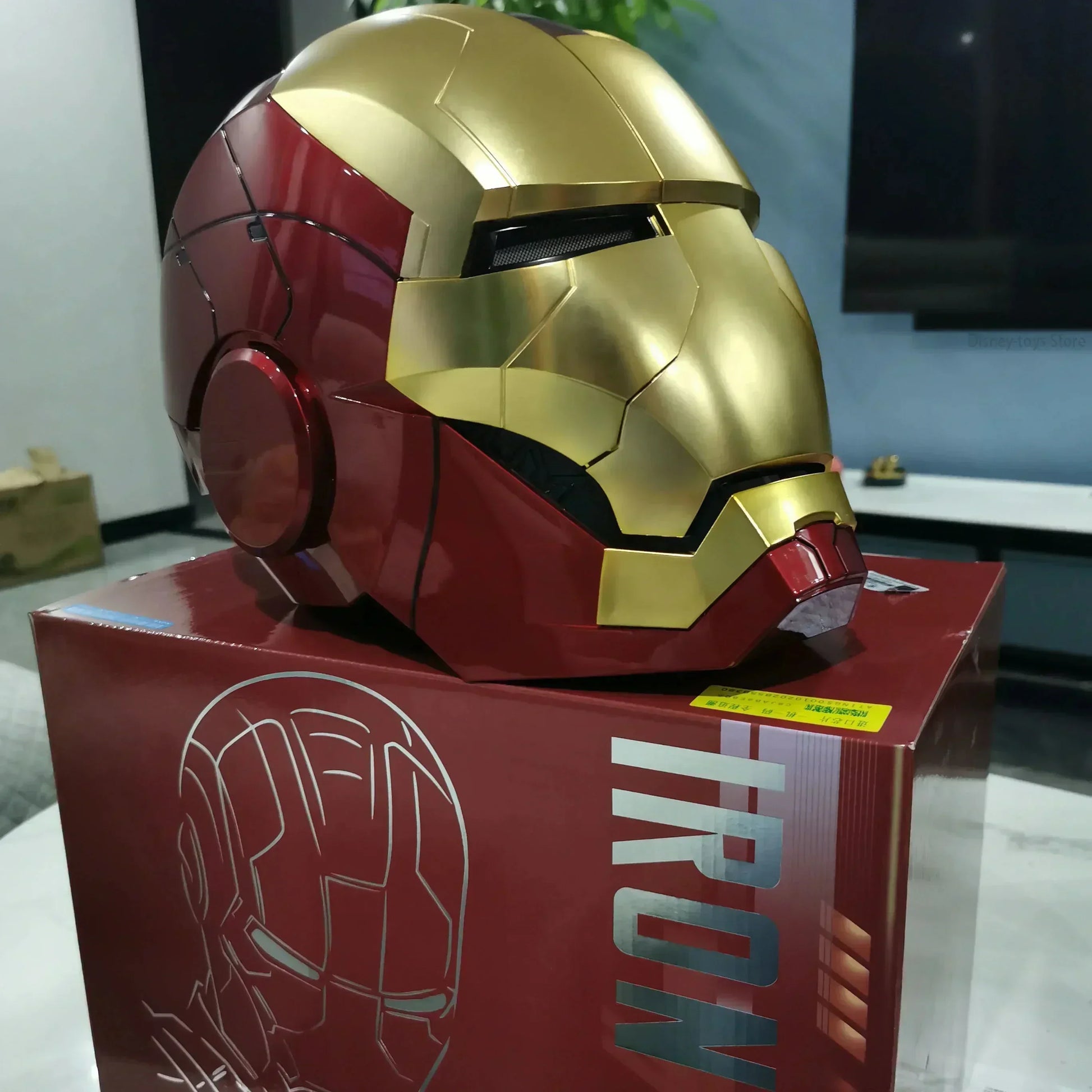 MK5 Iron Man Helmet LED Eyes 1/1 Cosplay Voice Control Avengers Metal Mask Electric Voice Control Helmet Boy Toys Birthday Gifts